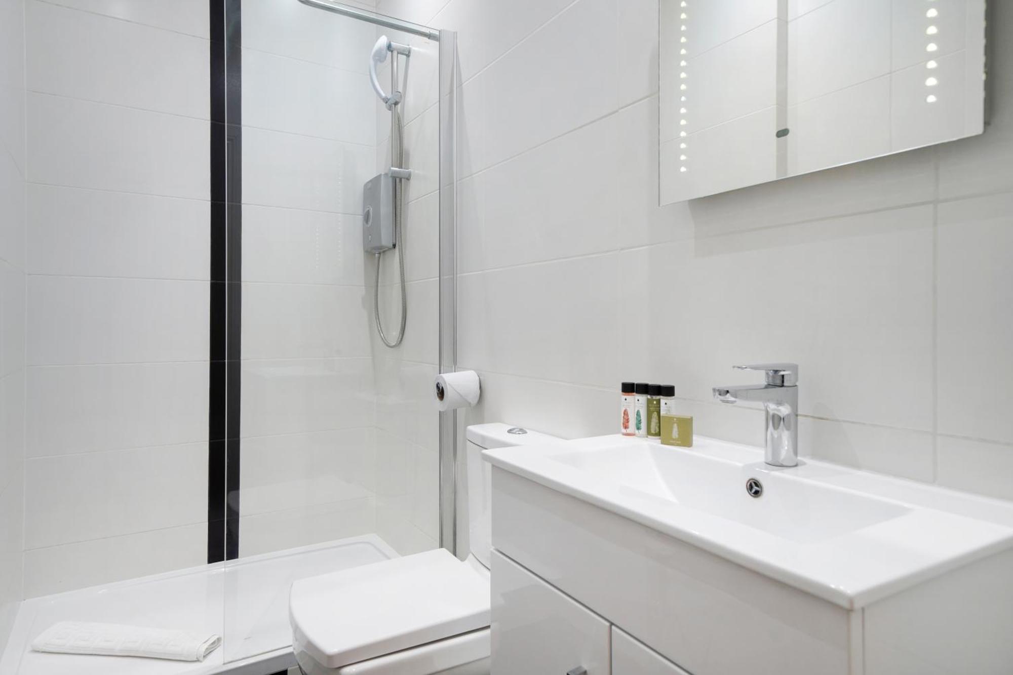 Apt 1, Soho Apartments 1St Floor By Indigo Flats London Exterior photo